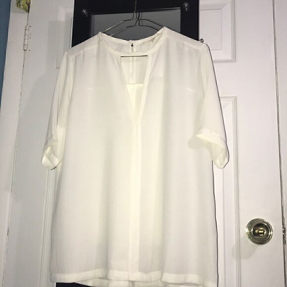 oilvaceous Tops - olivaceous ivory top size large